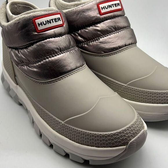 HUNTER Metallic Insulated Waterproof Snow Boots women size 9 NWB - Picture 1 of 14
